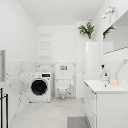 Studio Dla 4 Osob W Centrum Miasta By Rent Like Posen